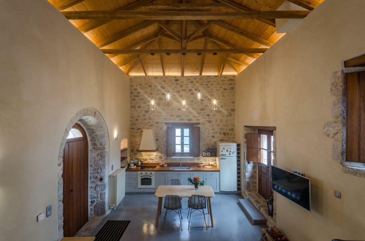 Villa Panthemis Leonídion Exterior foto