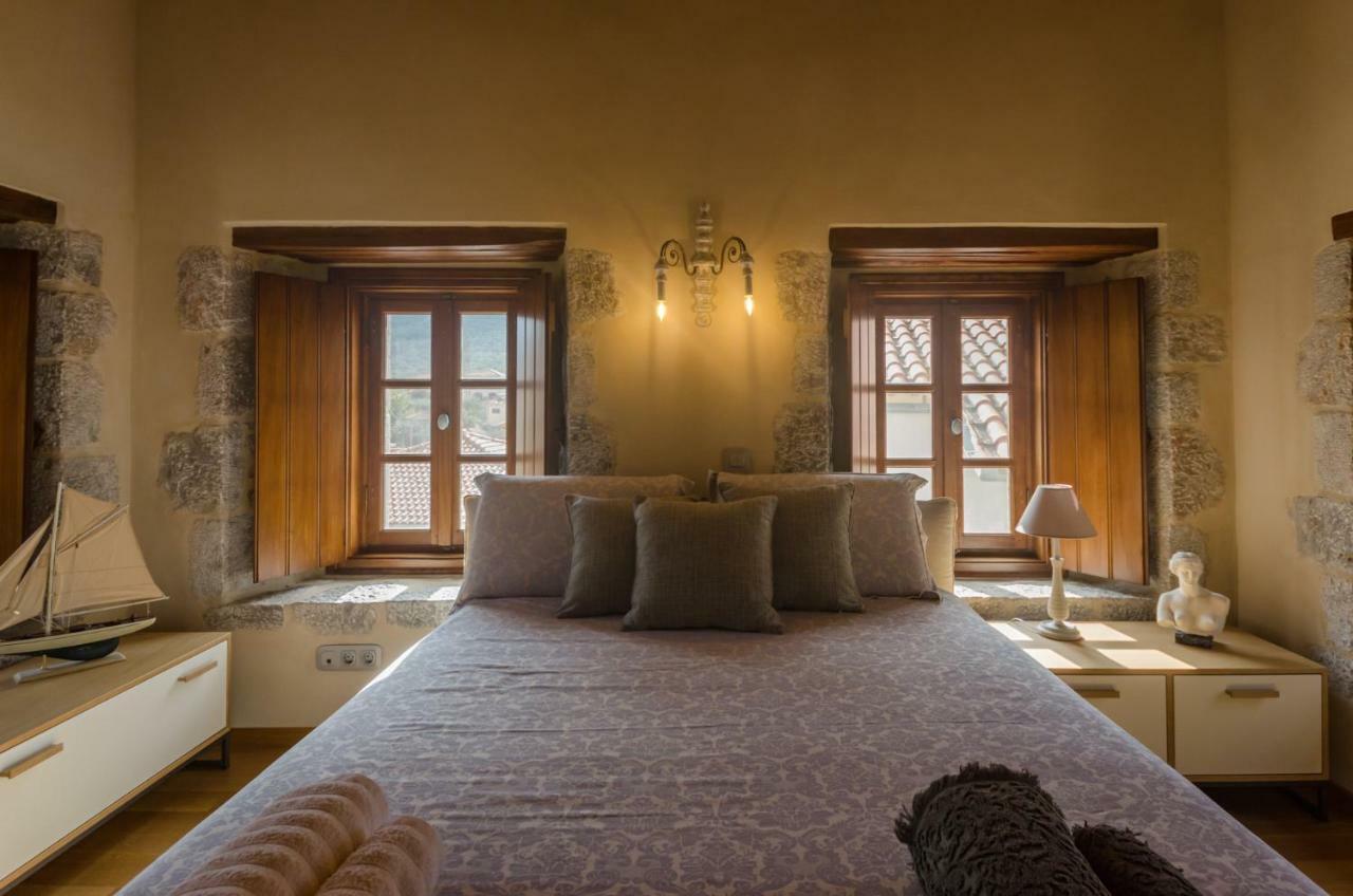 Villa Panthemis Leonídion Exterior foto