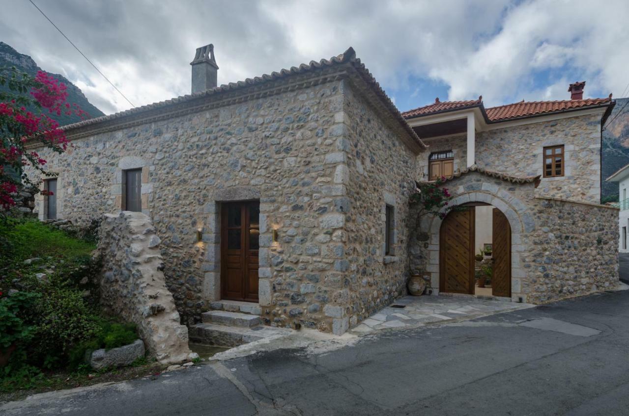 Villa Panthemis Leonídion Exterior foto